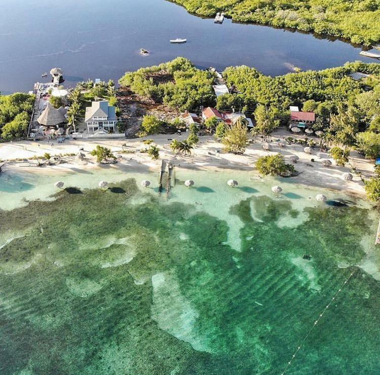 The Venue - Utila Vandrehjem Eksteriør billede